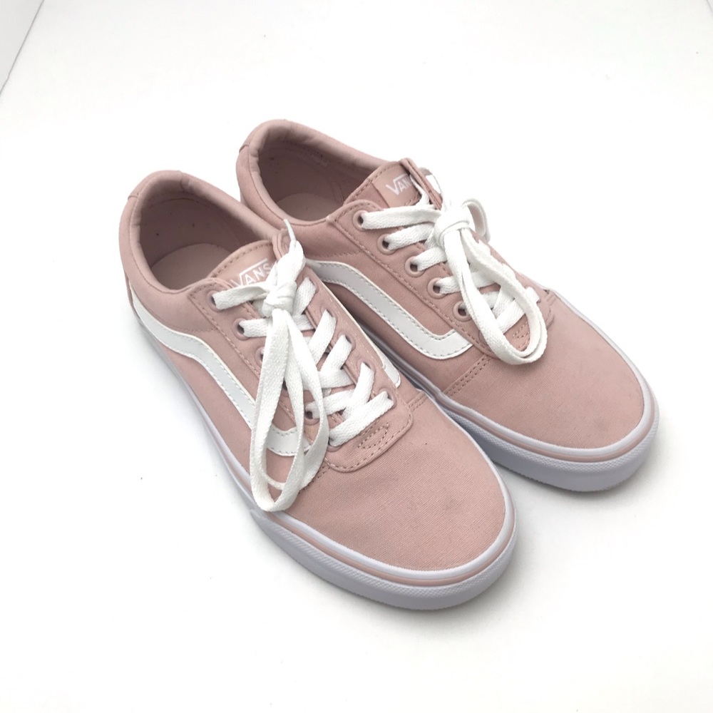 Vans Women's Ward Canvas Low-Top Sneakers Pink 8